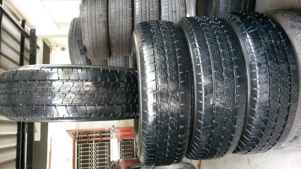 ขายยางDUNLOP215/70/15