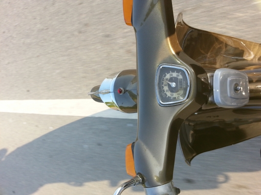 ขายc100ครับ ทำสีใหม่แล้ว ไมล์ขึ้นปกติ ไฟเกียร์ว่างติดครับ อะไหล่ชุบ เครื่องเดิมๆนะครับมีทะเบียนโอน ซื้อไปก้อขับได้แล้ว ราคานี้คุ้มแน่นอนครับ สนใจโทรสอบถามได้เลยครับ ขายc100ครับ ทำสีใหม่แล้ว ไมล์ขึ้นปกติ ไฟเกียร์ว่างติดครับ อะไหล่ชุบ เครื่องเดิมๆนะครับมีทะเบียนโอน ซื้อไปก้อขับได้แล้ว ราคานี้คุ้มแน่นอนครับ สนใจโทรสอบถามได้เลยครับ