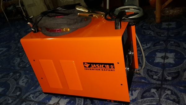 ขายตู้เชื่อม TIG 200 AC DCและ CUT-40 ขายตู้เชื่อม TIG 200 AC DCและ CUT-40