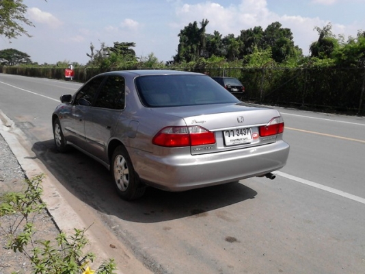 ขายACCORD PRESTIGE ( ABS/AIRBAG) โฉม งูเห่า ราคา210000บาท ขายACCORD PRESTIGE ( ABS/AIRBAG) โฉม งูเห่า ราคา210000บาท