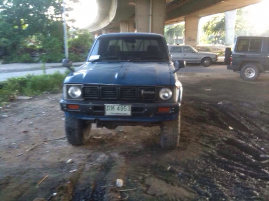 ขายtoyota ม้ากระโดด หัวเดียว 4wd แท้