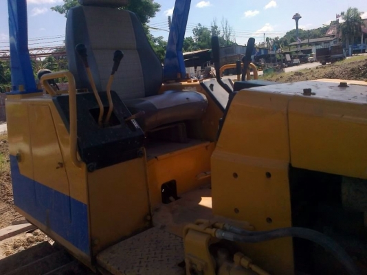 ขายรถแทรคเตอร์ Komatsu D20Pรุ่น6 รถสวยสภาพพร้อมใช้งาน