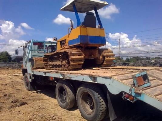 ขายรถแทรคเตอร์ Komatsu D20Pรุ่น6 รถสวยสภาพพร้อมใช้งาน