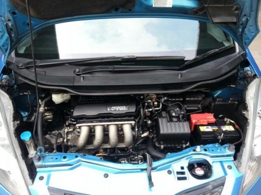 ขายด่วน HONDA JAZZ 1.5 V 2008 ขายด่วน HONDA JAZZ 1.5 V 2008