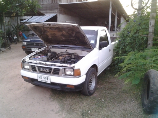 ขายอีซูซุหัวเดียว 87 ปี 2535 สภาพพร้อมใช้ครับ ขายอีซูซุหัวเดียว 87 ปี 2535 สภาพพร้อมใช้ครับ