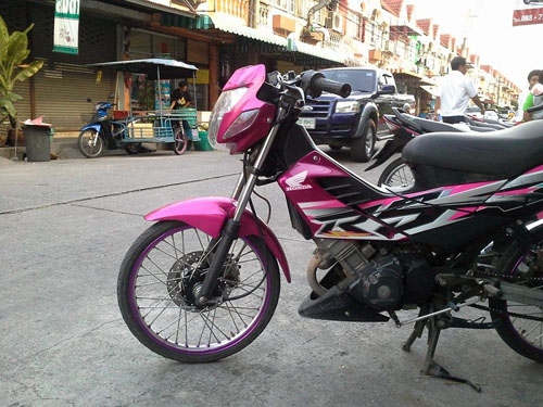 Sonic ปี 50 ตัวใหม่แท้ๆ เครื่องเดิม ชุดสีสวยมาก เล่ม เอกสารพร้อม ขับกลับบ้านได้เลย ราาเบาๆ