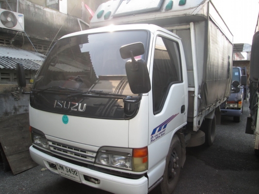ขาย Isuzu NKR 4ล้อหัวการ์ตูนไม่ติดเวลา ปี11. ขาย Isuzu NKR 4ล้อหัวการ์ตูนไม่ติดเวลา ปี11.