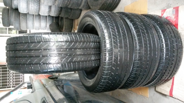 ขายยางTOYO235/50/18