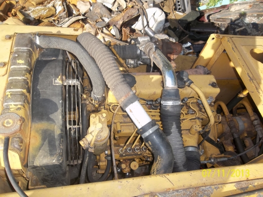 แบ็คโฮ KOMATSU PC 60 สภาพใช้ดี เดินดีโซ่ไม่ตก ติดง่ายเครื่องไม่ร้อน สภาพเดิม ราคาคุยได้คับ