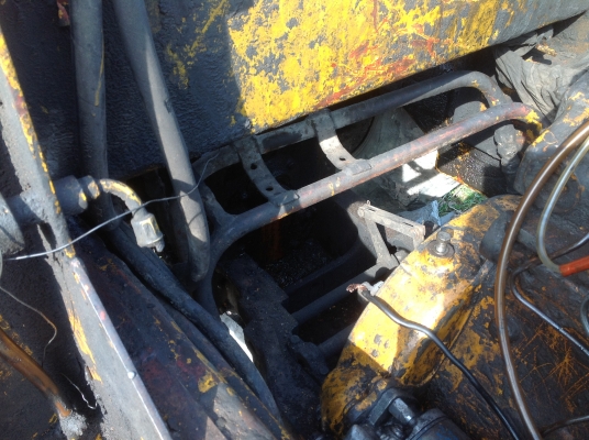 ขายเครื่องพร้อมคู่มือ jcb 3c รุนเก่า เกียรธรรมดา