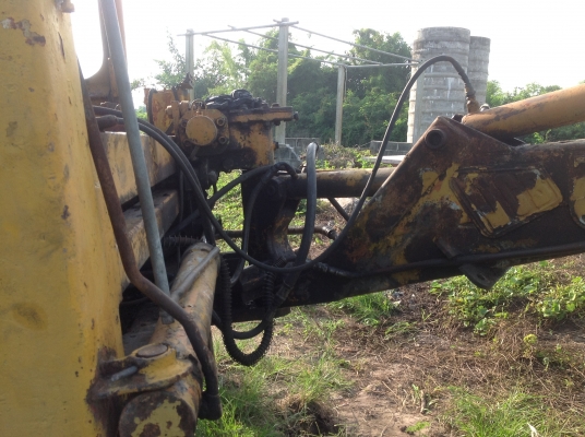 ขายเครื่องพร้อมคู่มือ jcb 3c รุนเก่า เกียรธรรมดา