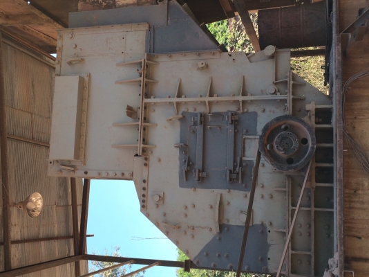 ขายเครื่องบดและย่อยหินมือสอง