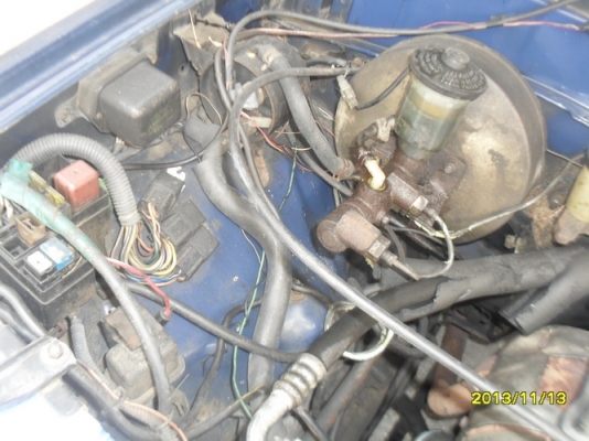 TOYOTA HERO 2400 CC ช่วงยาว พร้อมหลังคา แอร์เย็น เครื่องดี  คัสซีเยี่ยม พร้อมใช้ตามรูป