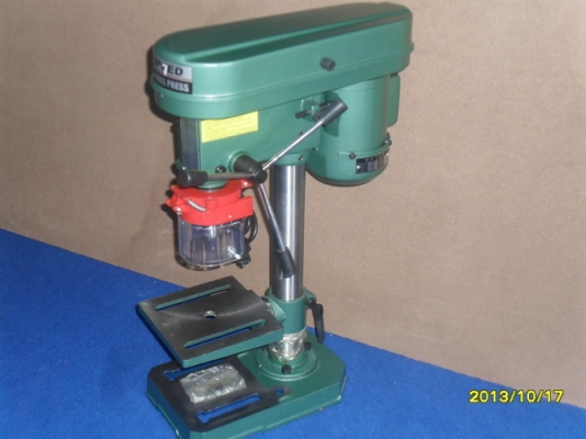 สว่านแท่น ทนทาน 13 mm  ปรับความเร็วได้ 5 speed รับประกัน 1 ปี มอเตอร์