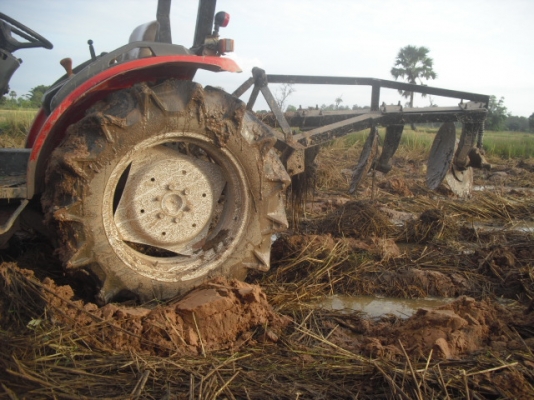 ขายันม่า  35  แรง  4wd อุปกรณ์  5  ชิ้น