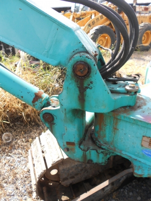 ขายรถขุด KOMATSU PC30R-8 เก่านอก ขายรถขุด KOMATSU PC30R-8 เก่านอก