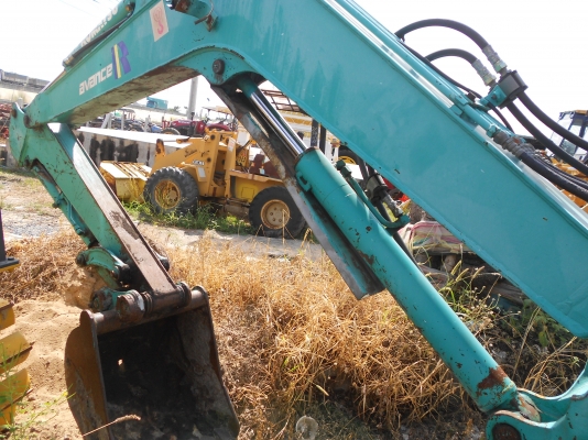 ขายรถขุด KOMATSU PC30R-8 เก่านอก ขายรถขุด KOMATSU PC30R-8 เก่านอก