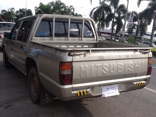 MITSUBISHI L200 สี่ประตู สภาพสวยๆ บางๆ เดิมๆ MITSUBISHI L200 สี่ประตู สภาพสวยๆ บางๆ เดิมๆ
