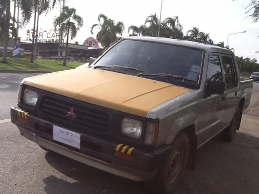 MITSUBISHI L200 สี่ประตู สภาพสวยๆ บางๆ เดิมๆ MITSUBISHI L200 สี่ประตู สภาพสวยๆ บางๆ เดิมๆ