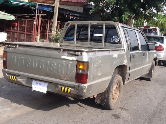 MITSUBISHI L200 สี่ประตู สภาพสวยๆ บางๆ เดิมๆ MITSUBISHI L200 สี่ประตู สภาพสวยๆ บางๆ เดิมๆ