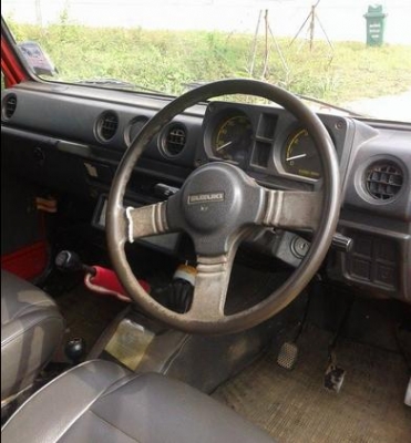 ขายsuzuki caribian ปี90 เครื่องดี ติดแก๊สลงเล่มแล้ว  ภายในสวย แอร์เย็น P.power