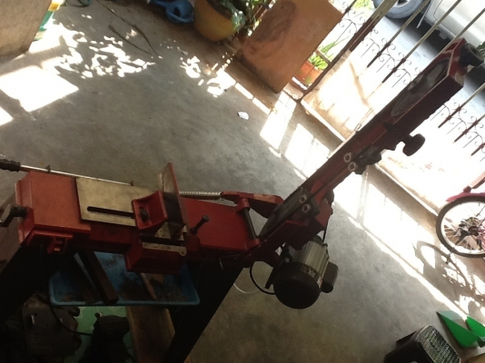 ขายBandsaw 4.5" ตัดเหล็ก พร้อมใบเลื่อย 15ใบให้ไปใช้งานยาวๆ 8900 บาท