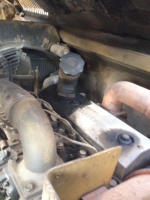 ขายรถแบ็คโฮ  KOMATSU PC 70 มีหัวเจาะ + บุ้งกี้ รถพร้อมใช้งานสุดๆ