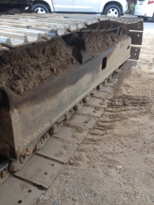 ขายรถแบ็คโฮ  KOMATSU PC 70 มีหัวเจาะ + บุ้งกี้ รถพร้อมใช้งานสุดๆ