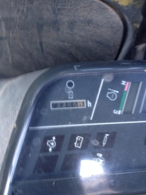 ขายรถแบ็คโฮ  KOMATSU PC 70 มีหัวเจาะ + บุ้งกี้ รถพร้อมใช้งานสุดๆ