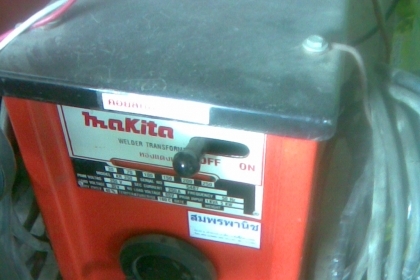 สภาพใหม่ครับตัวนี้พร้อมใช้พร้อมสายพร้อมตัวหนีบเชื่อมราคานี้คุ้มครับ  ขนาด 250  แอมครับ