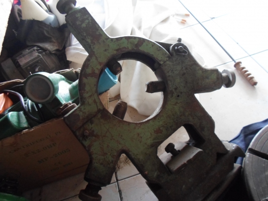 3 ขา สภาพสวย พร้อมใช้  3,000  ติดต่อ อ้อม  0898217996