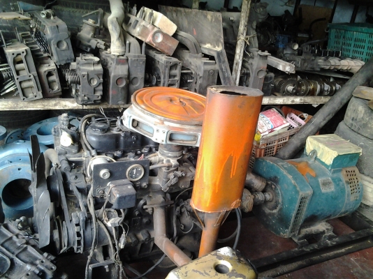 เครื่องปั่นไฟ ขนาด12 KVA พร้อมเครื่องอีซูซุC190