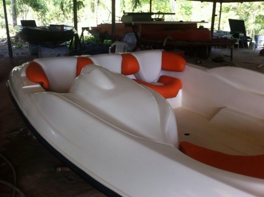 ขายเรือไฟเบอร์สปอร์ตใหม่ ตัวเรือหล่อใหม่ เหมาะสำหรับน้ำเค็มและน้ำจืด เครื่องเกาะท้าย ราคา 120,000 บาท