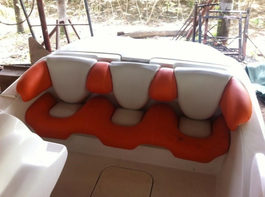 ขายเรือไฟเบอร์สปอร์ตใหม่ ตัวเรือหล่อใหม่ เหมาะสำหรับน้ำเค็มและน้ำจืด เครื่องเกาะท้าย ราคา 120,000 บาท