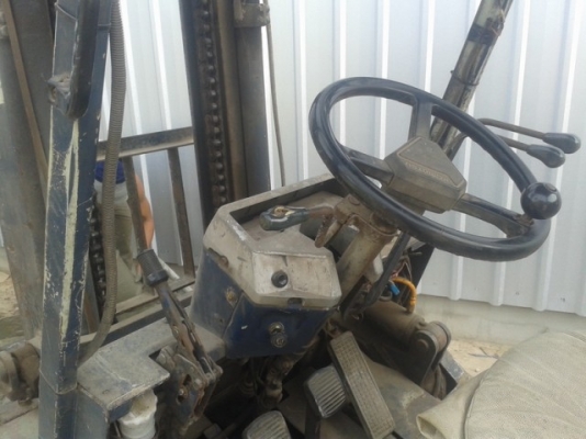 KOMATSU FD30-11 พร้อมใช้งาน ราคาถูก KOMATSU FD30-11 พร้อมใช้งาน ราคาถูก