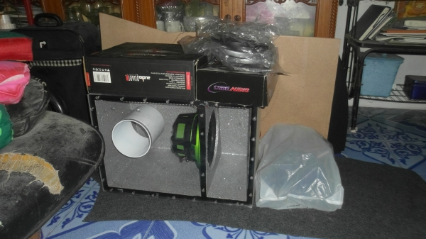 ขาย ชุดเครื่องเสียงอย่างดีใส่ วีออส ยกชุดใส่ได้เลยราคาไม่แพง