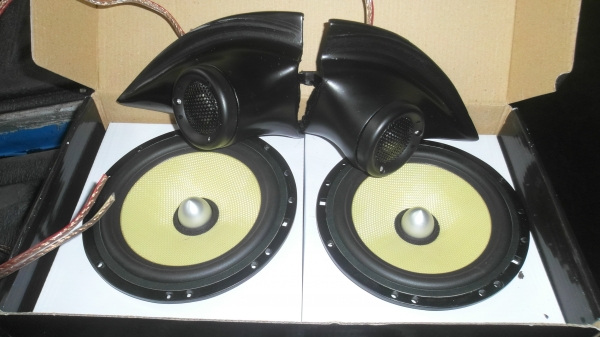 ขาย ชุดเครื่องเสียงอย่างดีใส่ วีออส ยกชุดใส่ได้เลยราคาไม่แพง