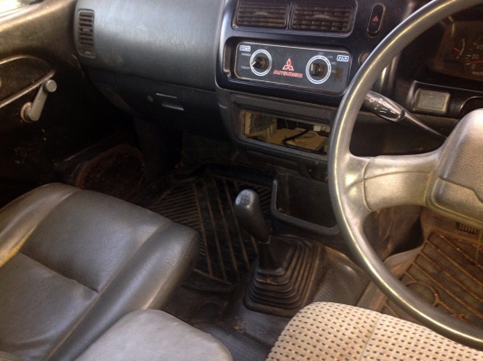 ***ขายแล้วครับขอบคุณ Truck2hand ขายกระบะตอนเดียว ราคเบาๆ MITSU STRADA 2.5 ปี40/97 เครื่องเดิมเกียร์เดิม เครื่องแรงแน่นดี เกียร์ไม่หลุด ช่วงล่างดีคัสซีสวยเดิมไม่ปะไม่ดาม กระบะดี พื้นมีผุนิดหน่อย หัวเก๋งไม่ผุ ภายในสวยคอนโซลครบ พ.พาวเวอร์ ยางดี4เส้น สีเก็บมา