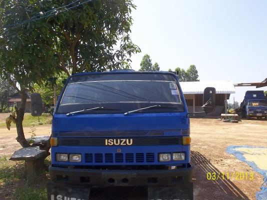 ขาย6ล้อISUZU  KS  77   วางหัวNPR  แจ้ง เข้าเล่มแล้วเกียร์สั้นทะเบียน ม.79  แล้วครับ