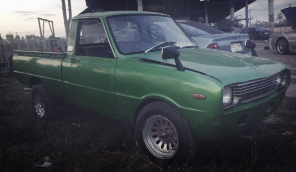 ***ขายแล้วครับขอบคุณ Truck2hand ขายมาสด้าน้อย สวยๆ บิวด์ใหม่ งบหมด เอาไปปั้นต่อ MAZDA FAMILIA 1200  เครื่องเดิมเกียร์เดิม ช่วงล่างคัสซีดี สีสันใหม่ สวยๆ เอกสารครบ ราคาต่อรองได้เด้อ พี่น้องครับ