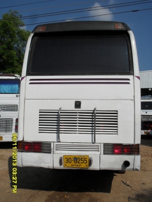 ขายรถบัสอีซูซุ 10 เมตรเครื่องท้าย 175 แรงม้า แอร์แขวน