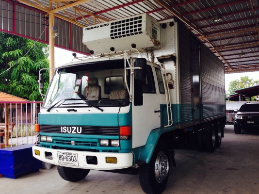 10ล้อ ตู้เย็น ยาว7เมตรสภาพพร้อมใช้ เครื่องทำความเย็นของ เทอร์โมคิงครับ