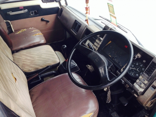 10ล้อ ตู้เย็น ยาว7เมตรสภาพพร้อมใช้ เครื่องทำความเย็นของ เทอร์โมคิงครับ