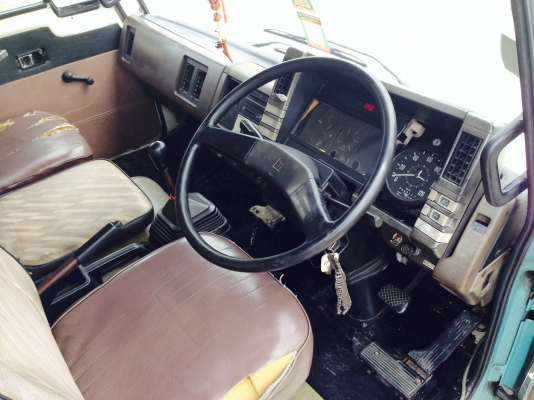 10ล้อ ตู้เย็น ยาว7เมตรสภาพพร้อมใช้ เครื่องทำความเย็นของ เทอร์โมคิงครับ