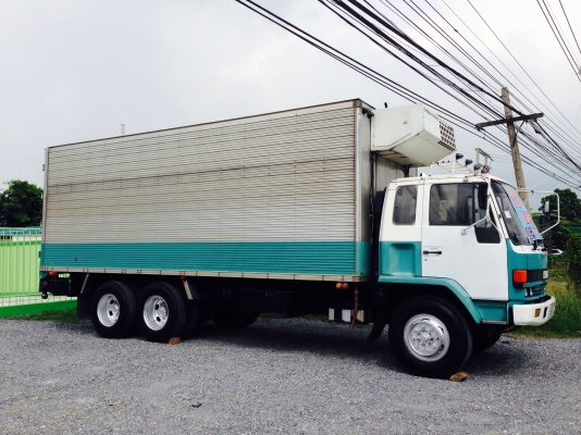 10ล้อ ตู้เย็น ยาว7เมตรสภาพพร้อมใช้ เครื่องทำความเย็นของ เทอร์โมคิงครับ