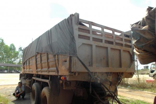 ขายด่วนรถสิบล้อหลงโบTFชีL3200ดรั้มเครือง220แรงม้าปี38 ขายด่วนรถสิบล้อหลงโบTFชีL3200ดรั้มเครือง220แรงม้าปี38