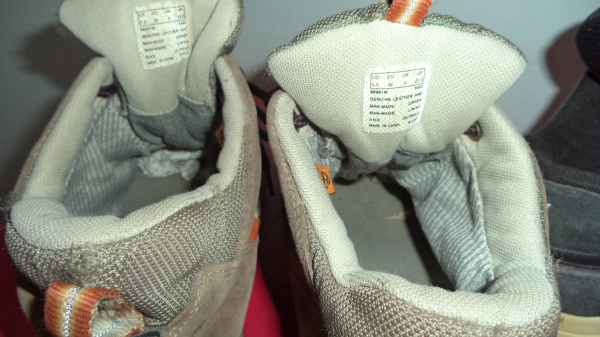 รองเท้า NIKE size 38.5  EUR