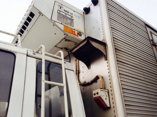 ขายตู้เย็นติดรถ ราคา220000ร็อกกี้7เมตรครับ กับเครื่องทำความเย็น THERMO KING