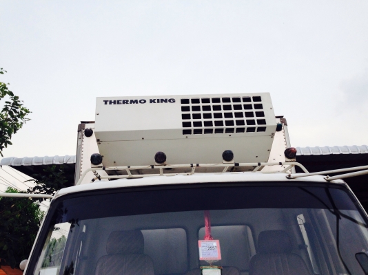 ขายตู้เย็นติดรถ ราคา220000ร็อกกี้7เมตรครับ กับเครื่องทำความเย็น THERMO KING