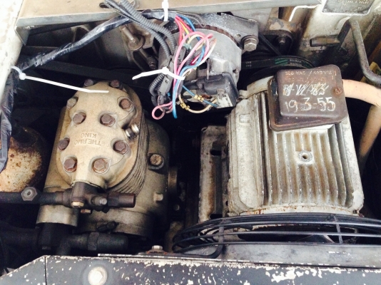 ขายตู้เย็นติดรถ ราคา220000ร็อกกี้7เมตรครับ กับเครื่องทำความเย็น THERMO KING